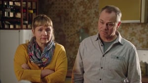 Bad Move, Season 1 Episode 1 image