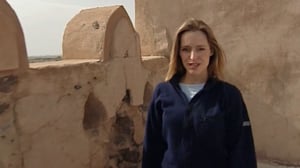 Globe Trekker, Season 9 Episode 12 image