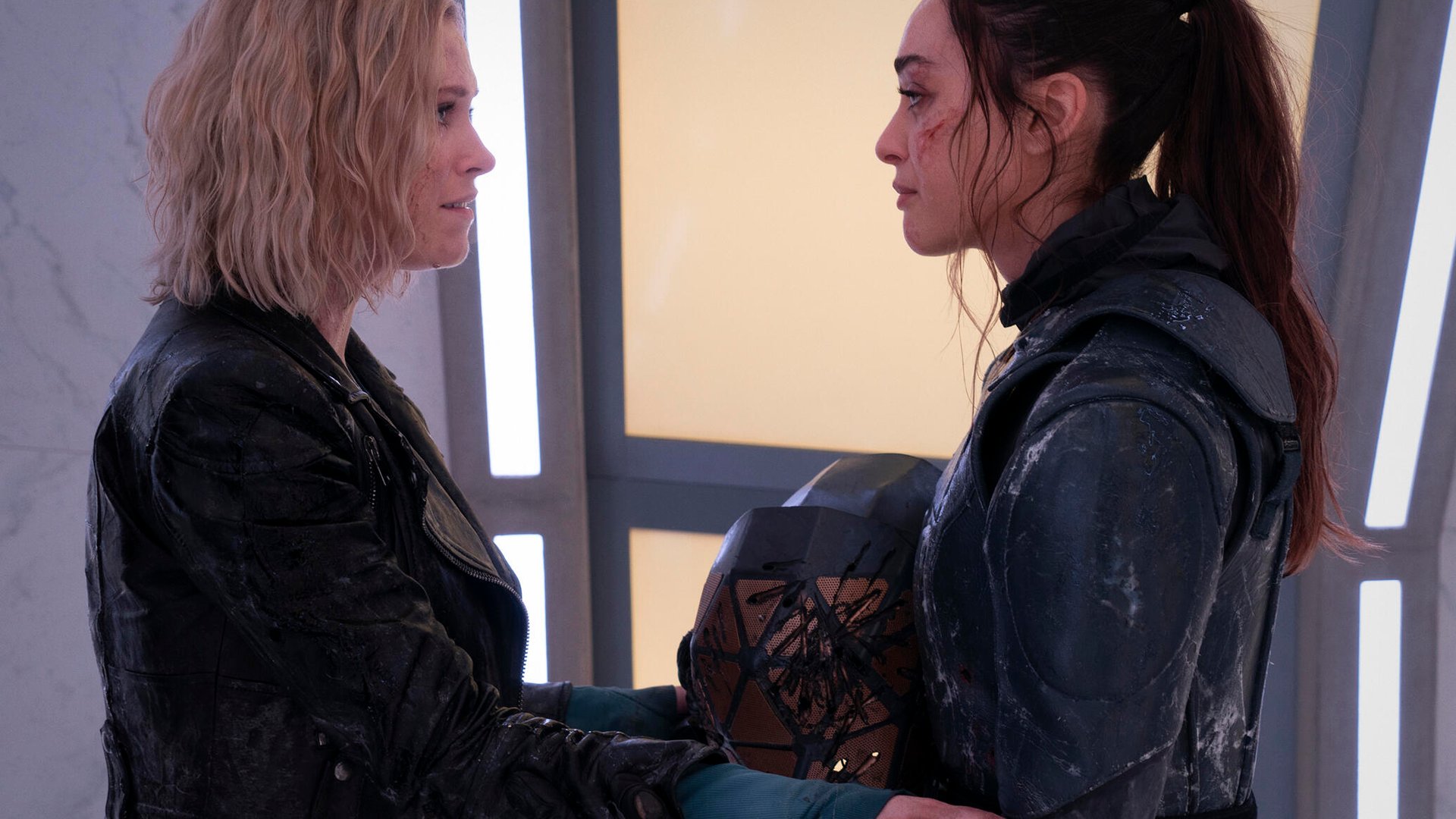 Eliza Taylor and Lindsey Morgan, The 100