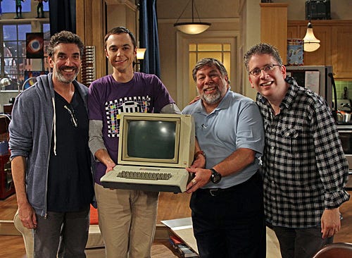 Big Bang Theory - Season 4 - "The Cruciferous Vegetable Amplification" - Apple co-founder Steve Wozniak (second from the right) guest stars as himself. Also pictured (left to right): Executive Producer/Co-Creator Chuck Lorre, Jim Parsons, Executive Producer/Co-Creator Bill Prady.