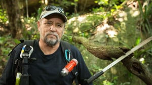 Treasure Quest: Snake Island, Season 1 Episode 1 image