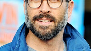 Exclusive: Jason Lee to Annoy the Men at Work