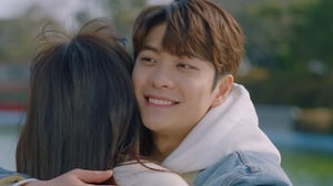 Run On, Season 1 Episode 12 image