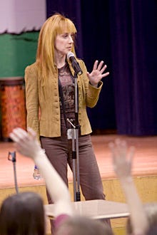 Kathy Griffin: My Life on the D-List - Season 3 - Kathy performs at Roosevelt Middle School, River Forest, IL