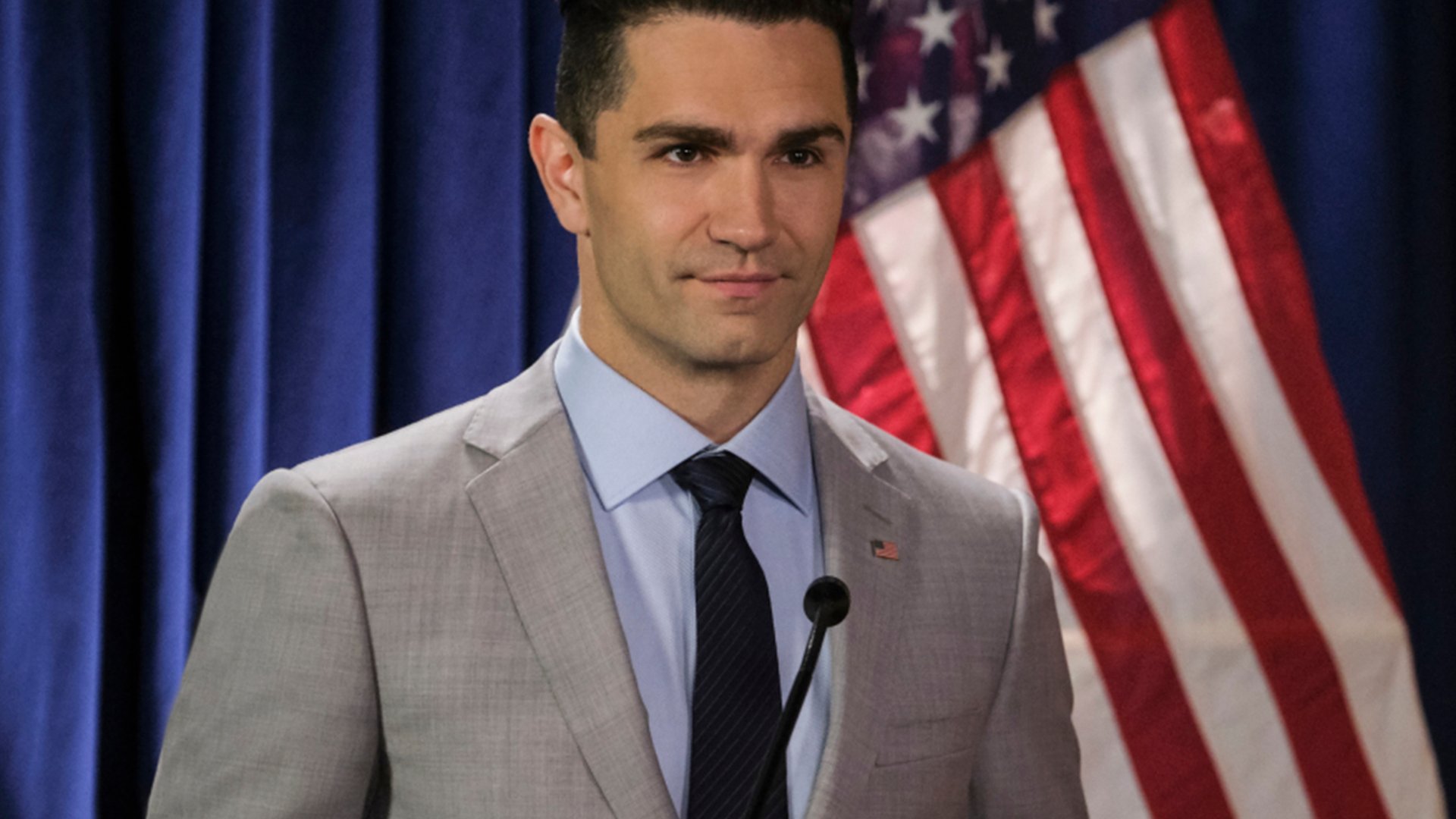 Sam Witwer, Supergirl