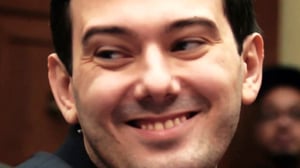 Rich & Shameless, Season 1 Episode 3 image