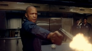 Fear the Walking Dead: Dead in the Water, Season 1 Episode 2 image