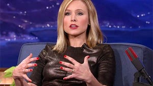 VIDEO: Kristen Bell Talks About Filming "Threesome" Sex Scenes While Pregnant