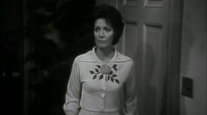 The New Loretta Young Show, Season 1 Episode 12 image