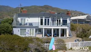 Selena + Chef, Season 4 Episode 1 image