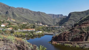 Ocean Treks with Jeff Corwin, Season 3 Episode 20 image
