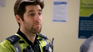 999: What's Your Emergency?, Season 5 Episode 3 image