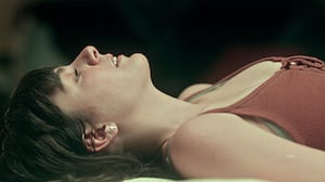 Dark Desire, Season 1 Episode 2 image