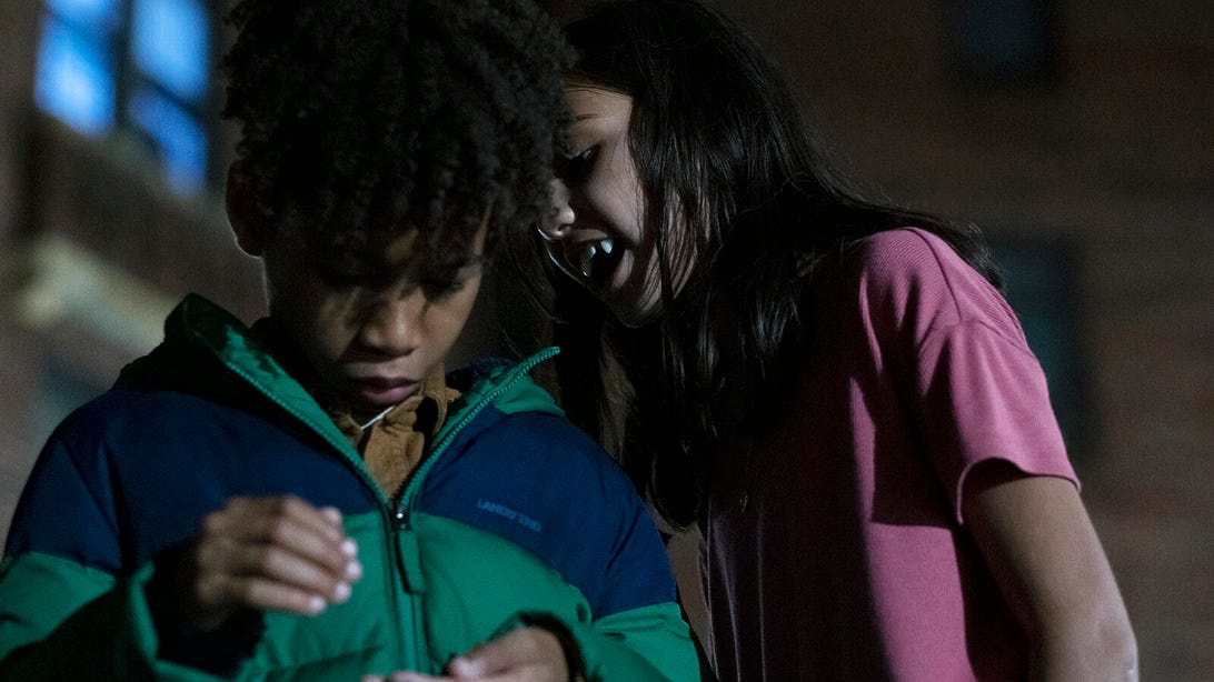 Let the Right One In Review: Showtime's Vampire Adaptation Gorges on Too Many Genres