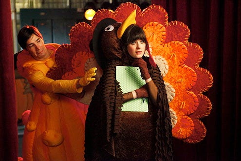 New Girl - Season 1 - "Thanksgiving" - Justin Long and Zooey Deschanel