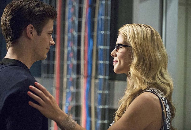 The Flash - Season 1 - "Going Rogue" - Grant Gustin and Emily Bett Rickards