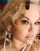 Eye on Entertainment, Season 18 Episode 16 image