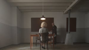 Cable Girls, Season 4 Episode 2 image