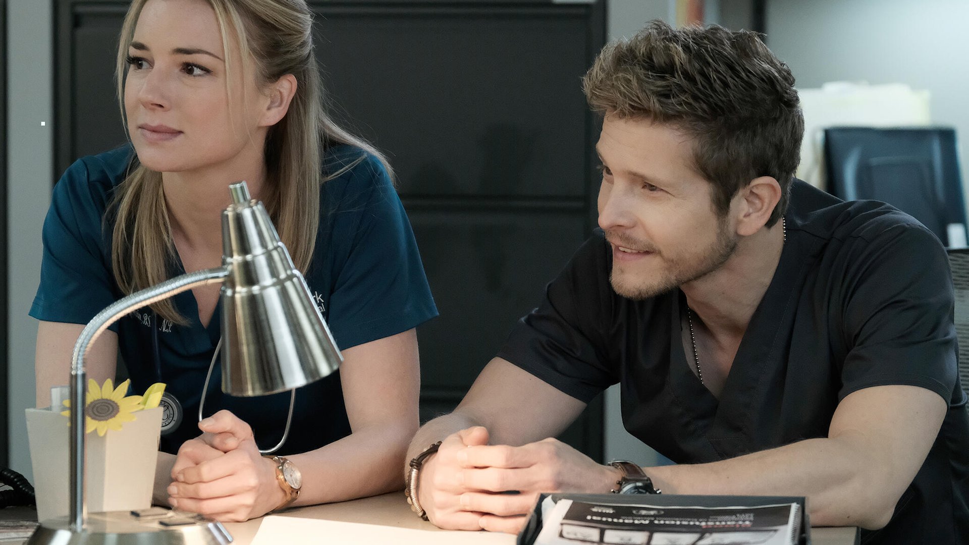 Matt Czuchry and Emily VanCamp, The Resident