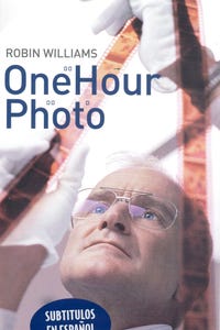 One Hour Photo as Det. James Van Der Zee