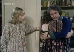 Robin's Nest, Season 3 Episode 3 image