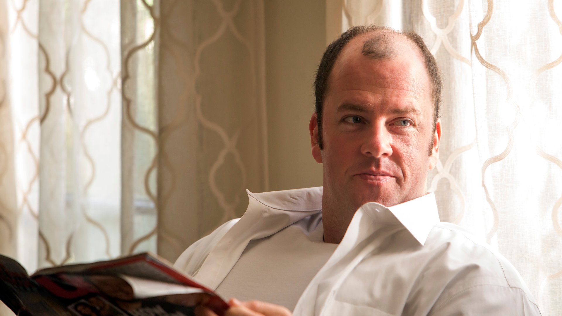 Chris Sullivan as Toby, This Is Us