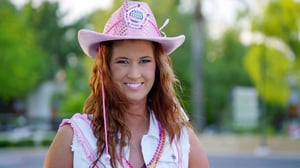 My Giant Life, Season 2 Episode 7 image