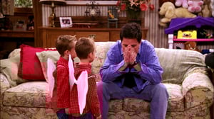 Everybody Loves Raymond, Season 5 Episode 16 image