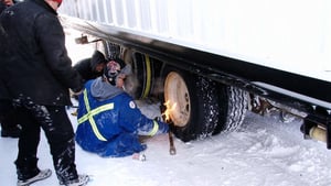 Ice Road Truckers, Season 5 Episode 4 image