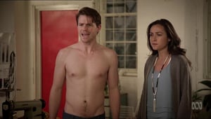 The Moodys, Season 1 Episode 7 image