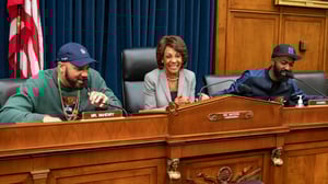 Desus & Mero, Season 2 Episode 5 image