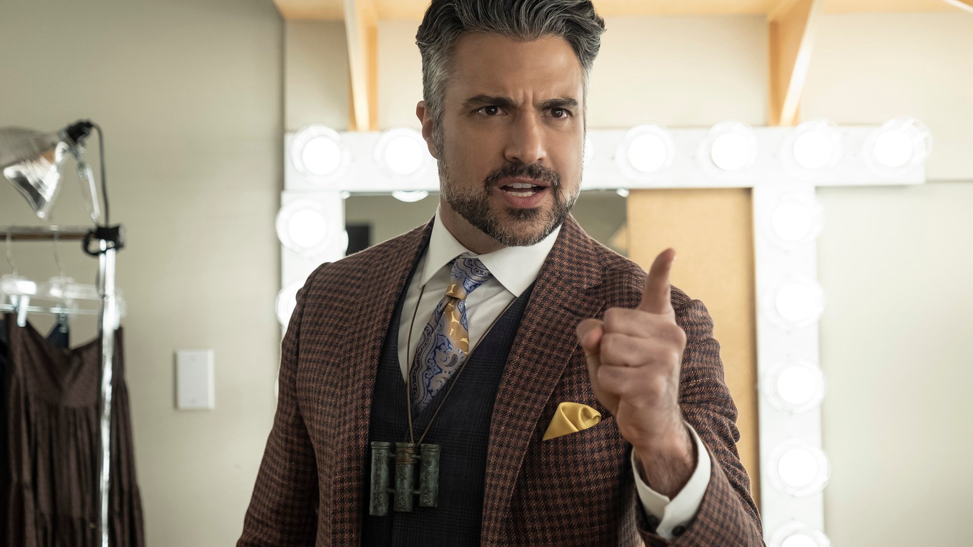 Jaime Camil, Charmed