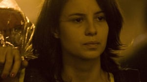 Alice, Season 1 Episode 1 image