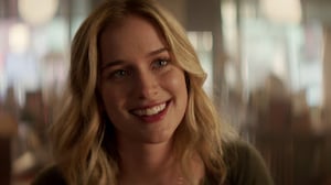 You, Season 1 Episode 1 image