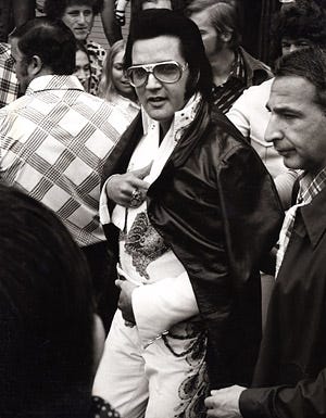 Elvis Presley - Returning to the Hilton Hotel After His Concert at The Spectrum in Philadelphia, Pennsylvania, June 23, 1974