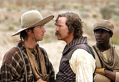 Comanche Moon - Val Kilmer (center) as Captain Inish Scull