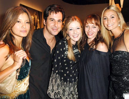 Kelly Hu, Jonathan Silverman, Jennifer Finnigan, Melinda Clarke and Stacy Keibler - Entertainment Weekly's "The Photo Issue", Oct. 2006