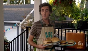 Imaginary Mary, Season 1 Episode 5 image