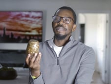 Devil in the Web, Season 1 Episode 3 image