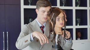 Almost Royal, Season 2 Episode 1 image