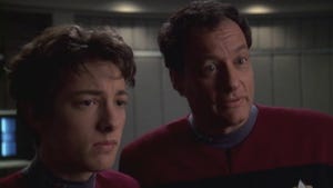Star Trek: Voyager, Season 7 Episode 19 image