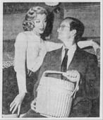 The Adventures of Hiram Holliday, Season 1 Episode 2 image