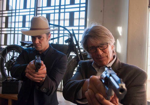 Justified - Season 5 -  "Wrong Roads" - Timothy Olyphant as Deputy U.S. Marshal Raylan Givens, Eric Roberts as DEA Special Agent Alex Miller