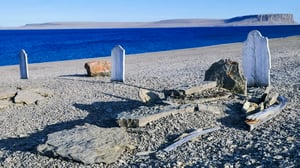 Secrets in the Ice, Season 1 Episode 4 image