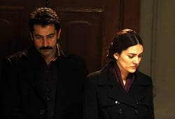 Karadayi, Season 2 Episode 28 image
