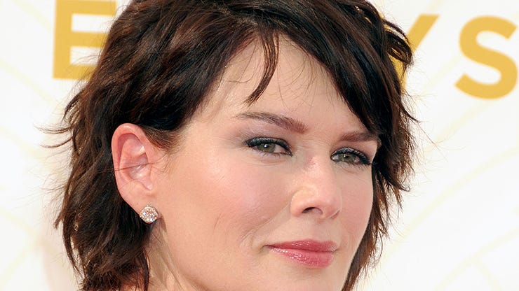 Lena Headey Defends Using Body Double For Game Of Thrones Walk Of Shame Tv Guide