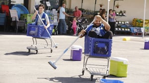 Superstore, Season 1 Episode 1 image