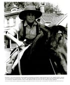 Gun Shy, Season 1 Episode 1 image