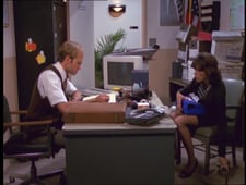 Caroline in the City, Season 2 Episode 3 image