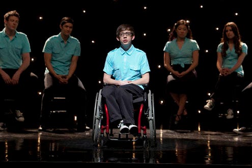 Glee - Season 1 - "Dream On" - Cory Monteith as Finn, Harry Shum Jr., Kevin McHale as Artie, Jenna Ushkowitz as Tina and Lea Michele as Rachel